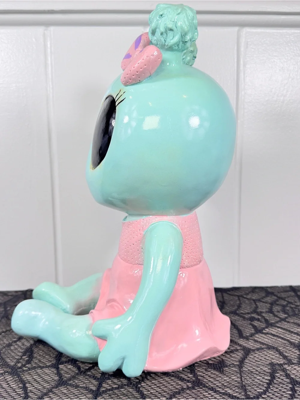 NEW Summerween Alien Halloween Figurine